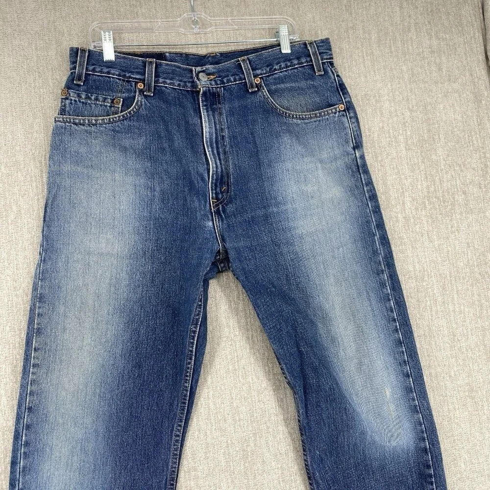 Levis 505 Regular Fit Vintage Straight Leg Jeans Mens 36x30 Denim Made in USA 92